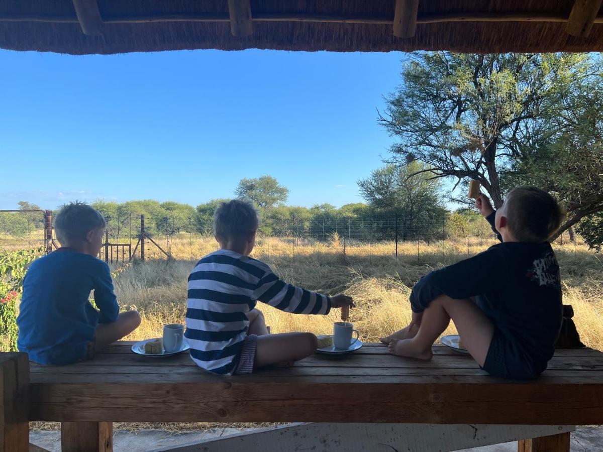 Simba Safaris African Pride Exotic Lodge Lephalale Екстериор снимка
