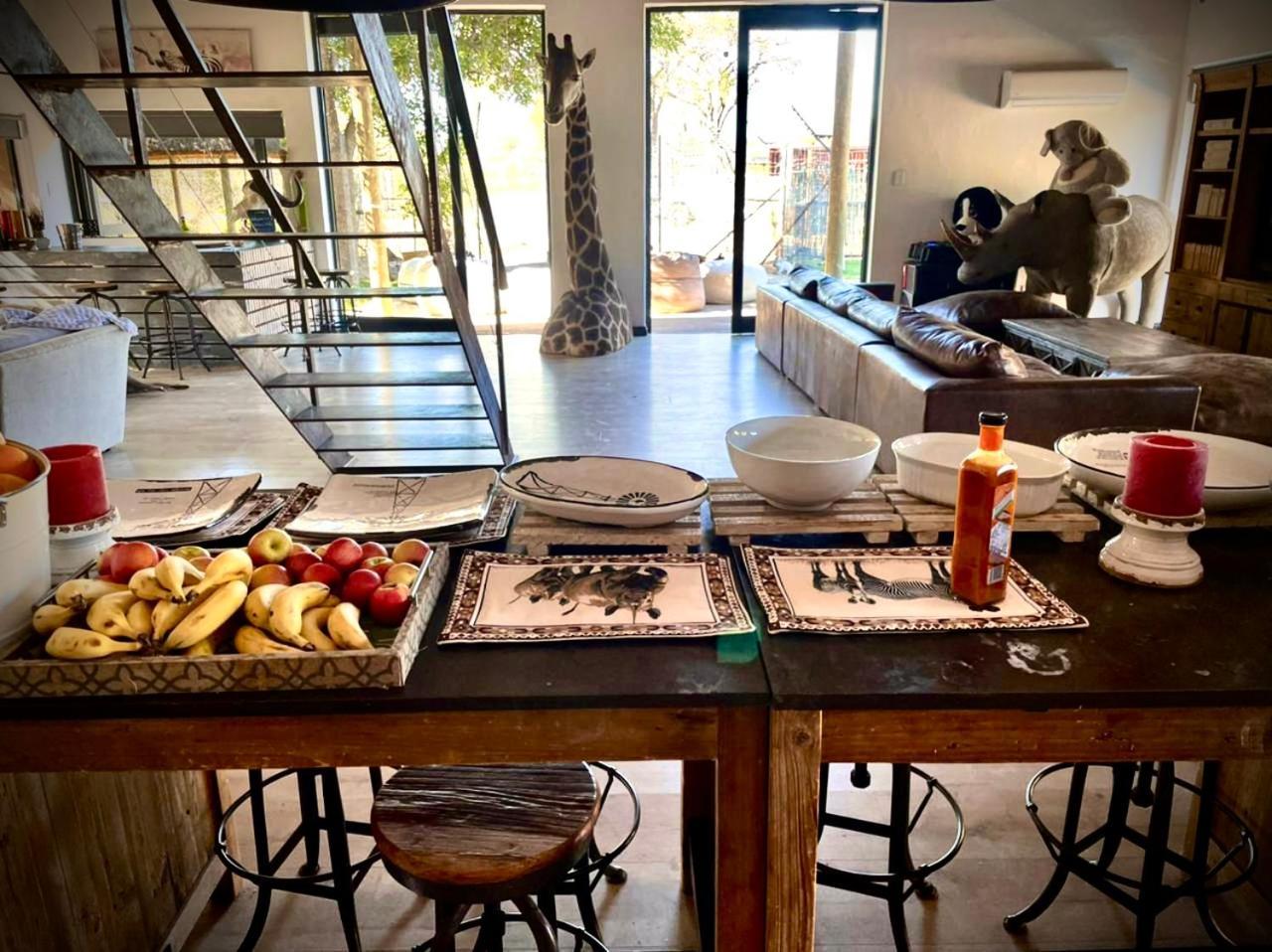 Simba Safaris African Pride Exotic Lodge Lephalale Екстериор снимка