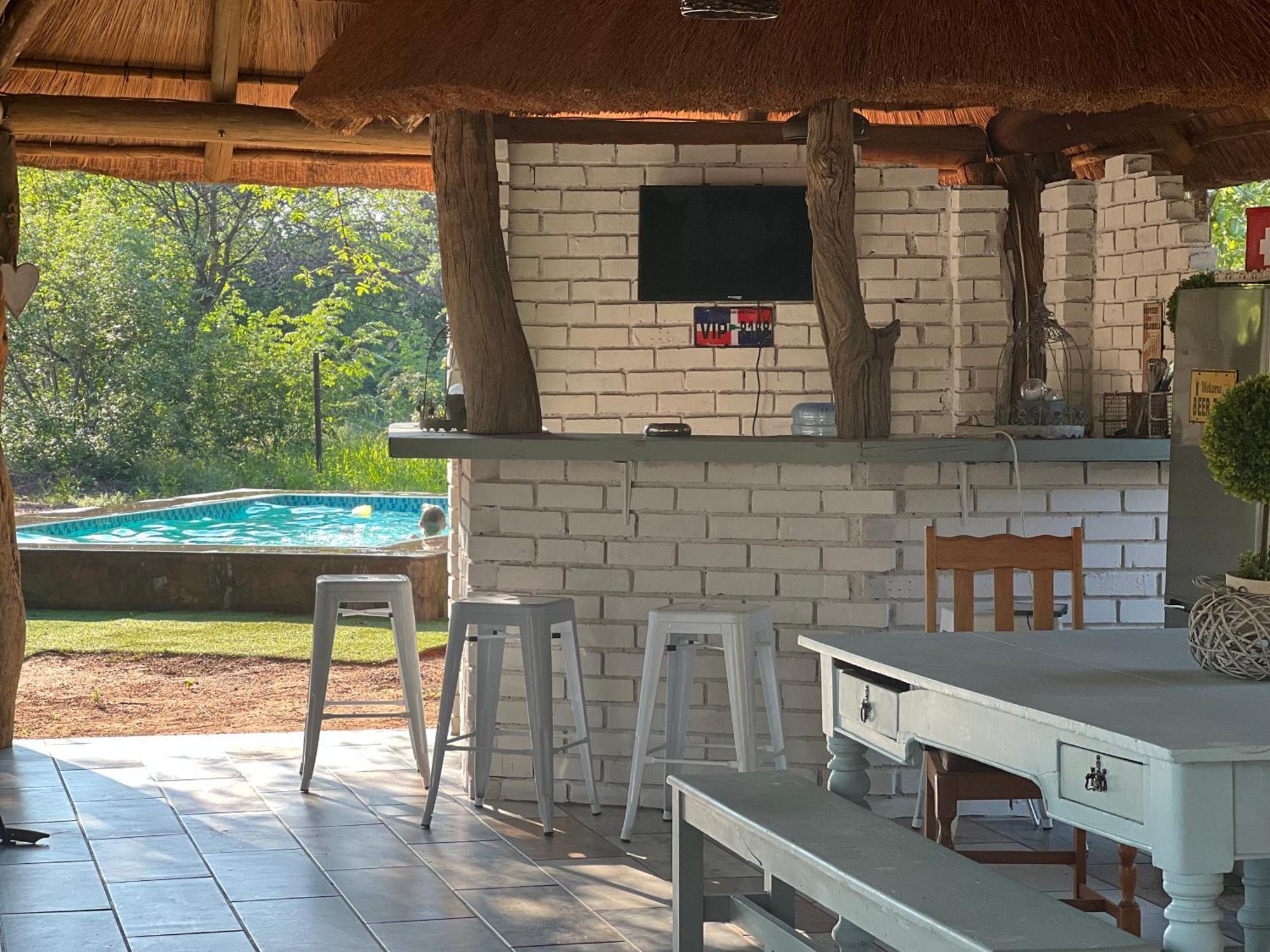 Simba Safaris African Pride Exotic Lodge Lephalale Екстериор снимка